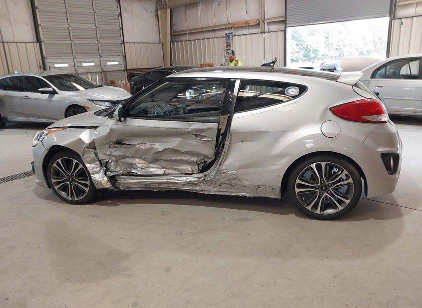 Hyundai Veloster