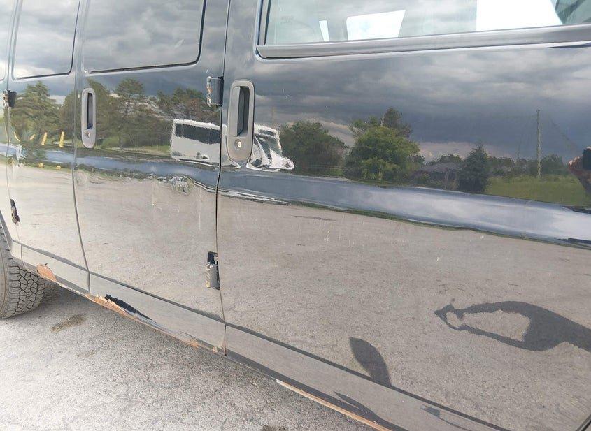 Chevrolet Express 2500