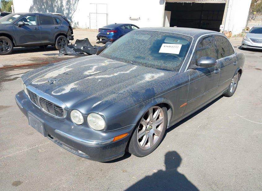 Jaguar Xj