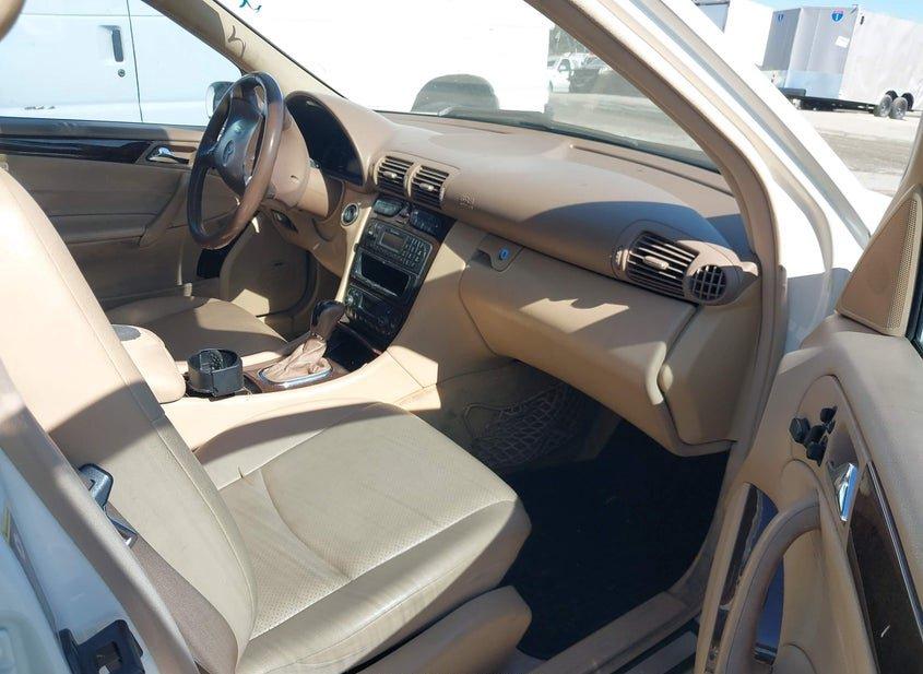 Mercedes-Benz C 320