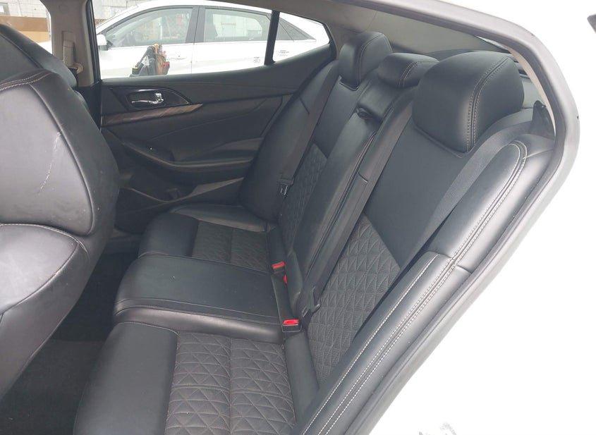 Nissan Maxima