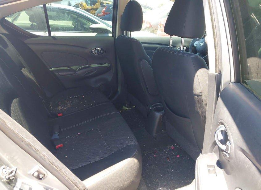 Nissan Versa