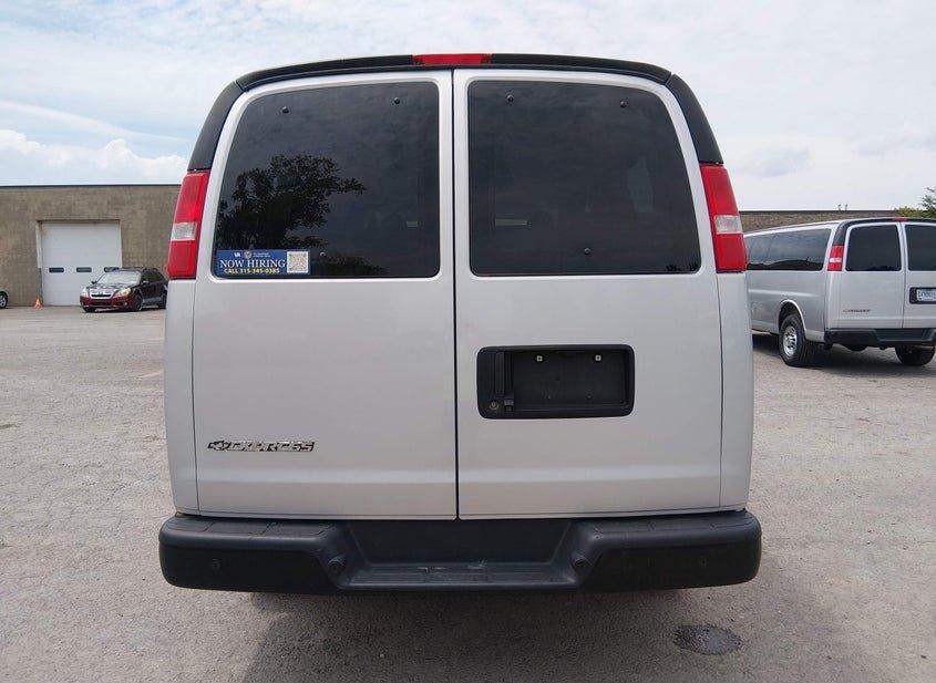 Chevrolet Express 2500