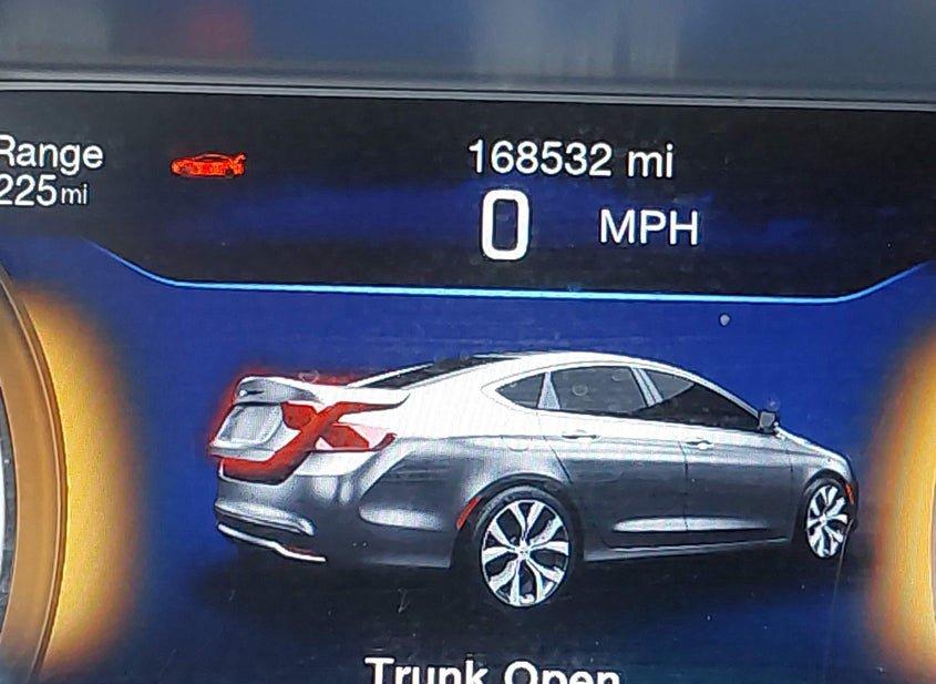 Chrysler 200