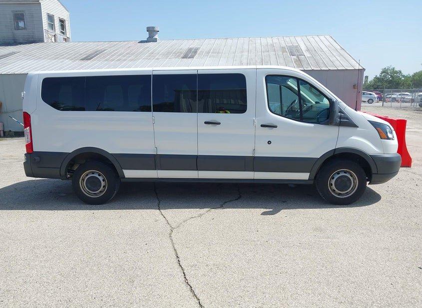Ford Transit-350