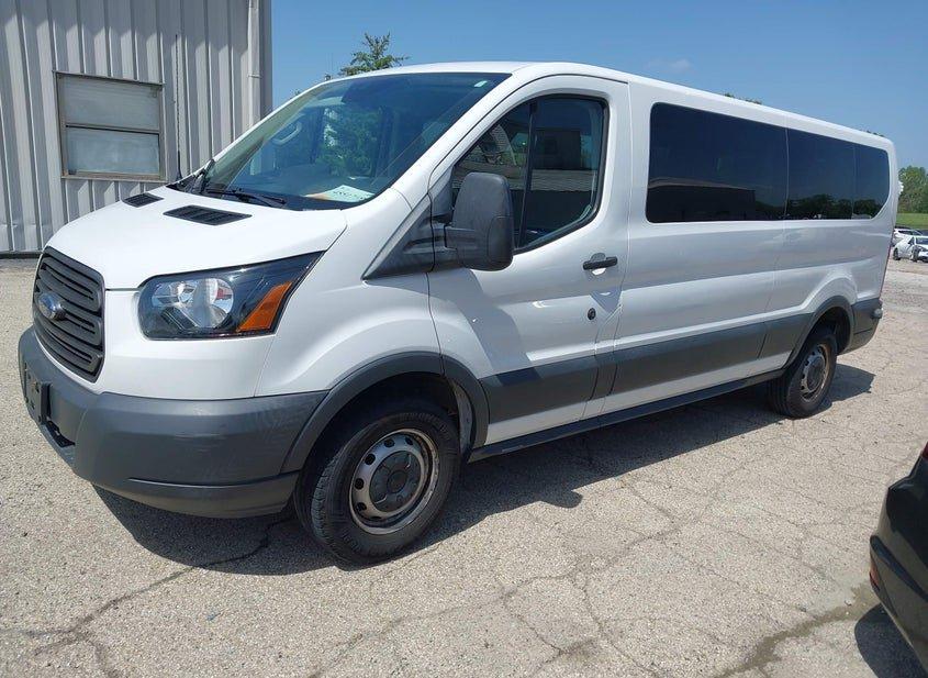 Ford Transit-350