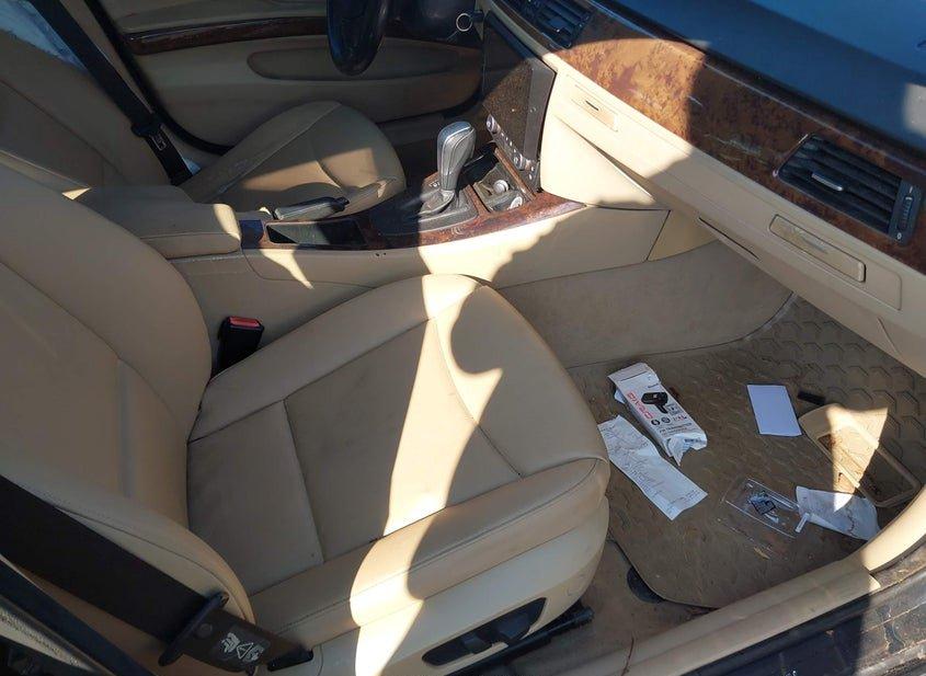 BMW 328I