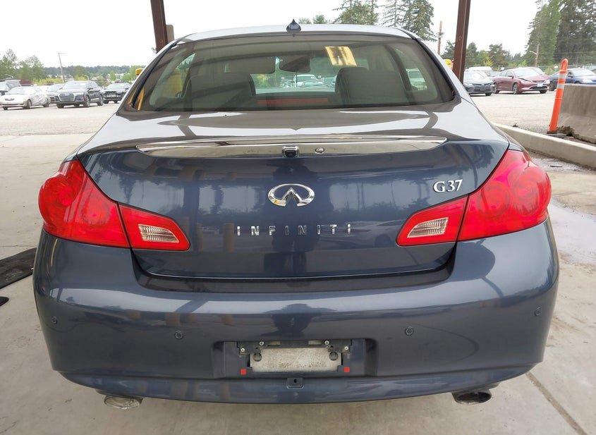 Infiniti G37