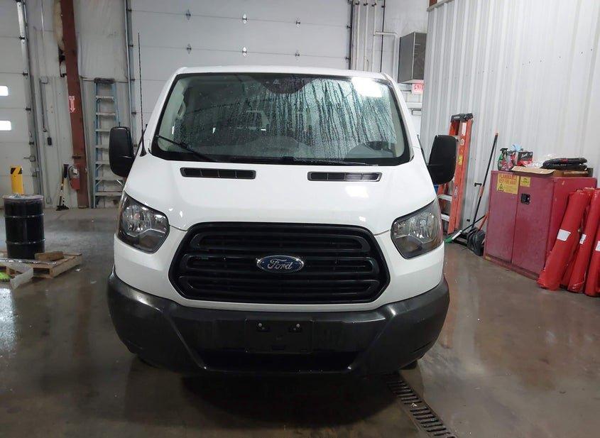 Ford Transit-150