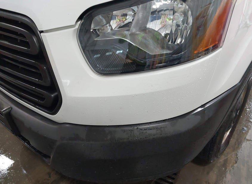 Ford Transit-150