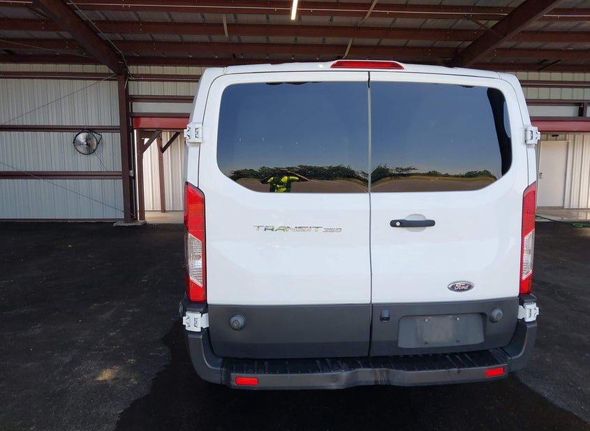 Ford Transit-350