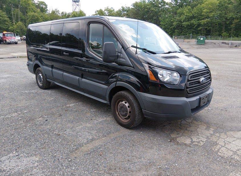 Ford Transit-350