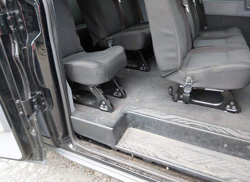 Ford Transit-350