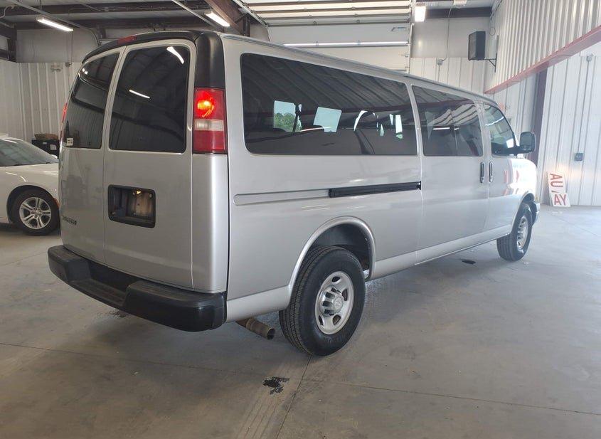 Chevrolet Express 3500
