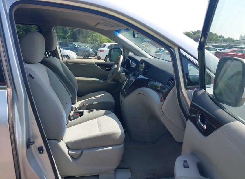 Nissan Quest