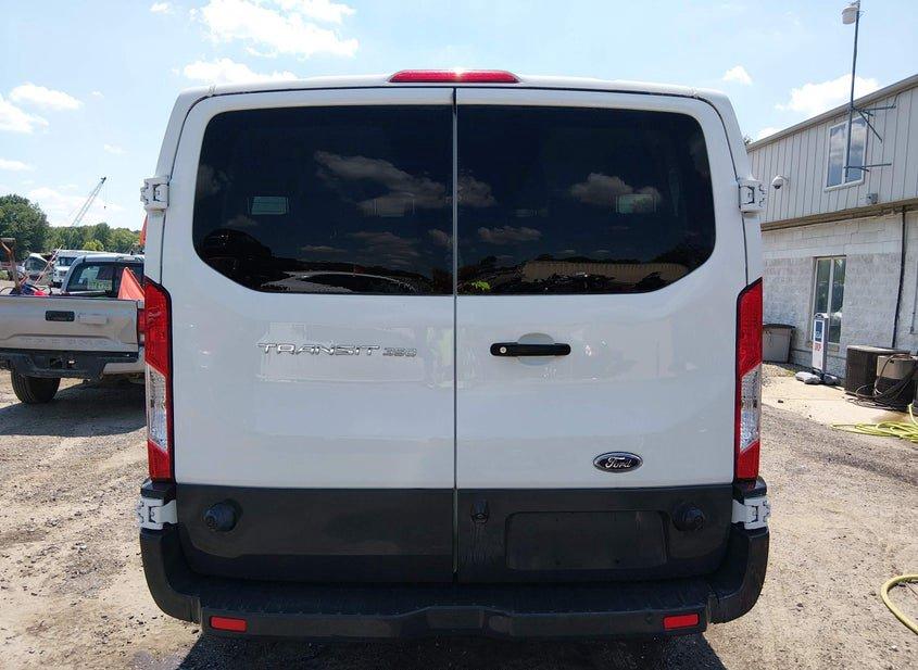 Ford Transit-350