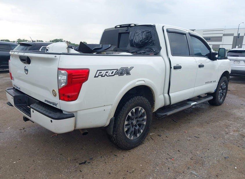 Nissan Titan