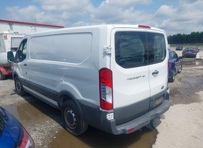 Ford Transit-150