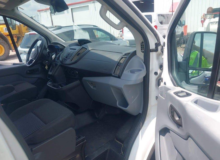 Ford Transit-150