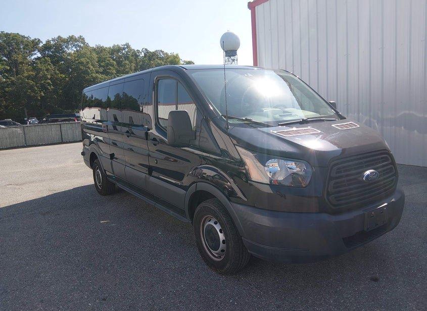 Ford Transit-350