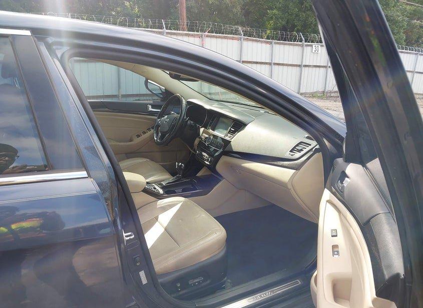 Kia Cadenza