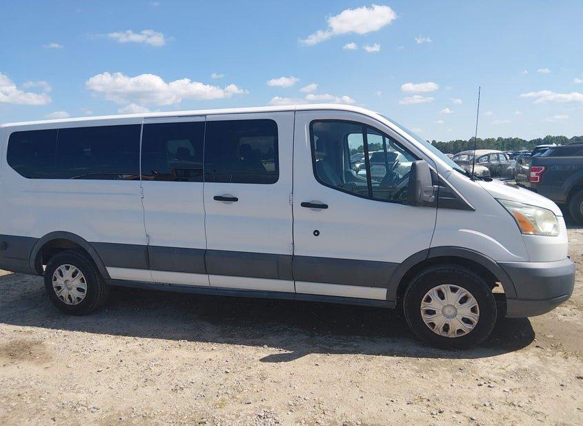 Ford Transit-350