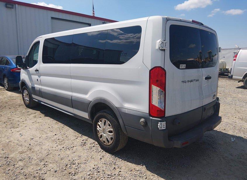 Ford Transit-350