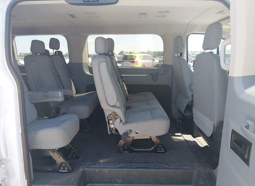 Ford Transit-350