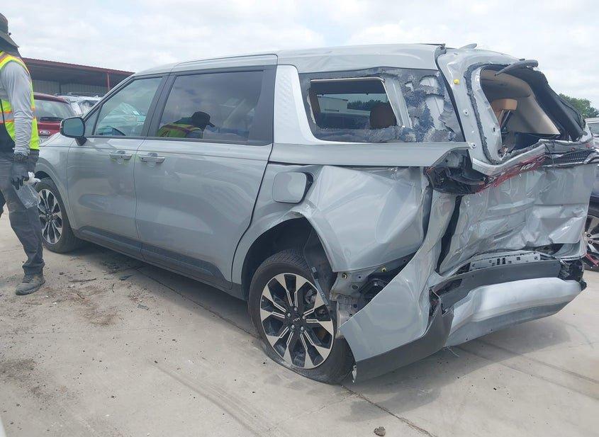 Kia Carnival Mpv