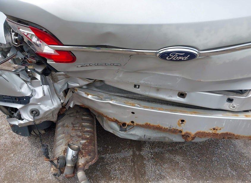 Ford Taurus