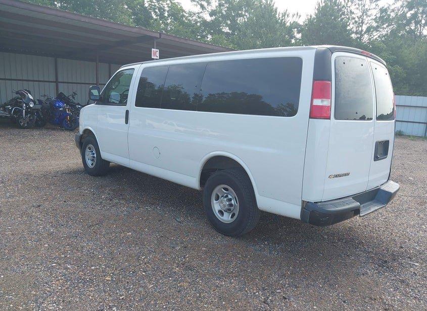 Chevrolet Express 2500