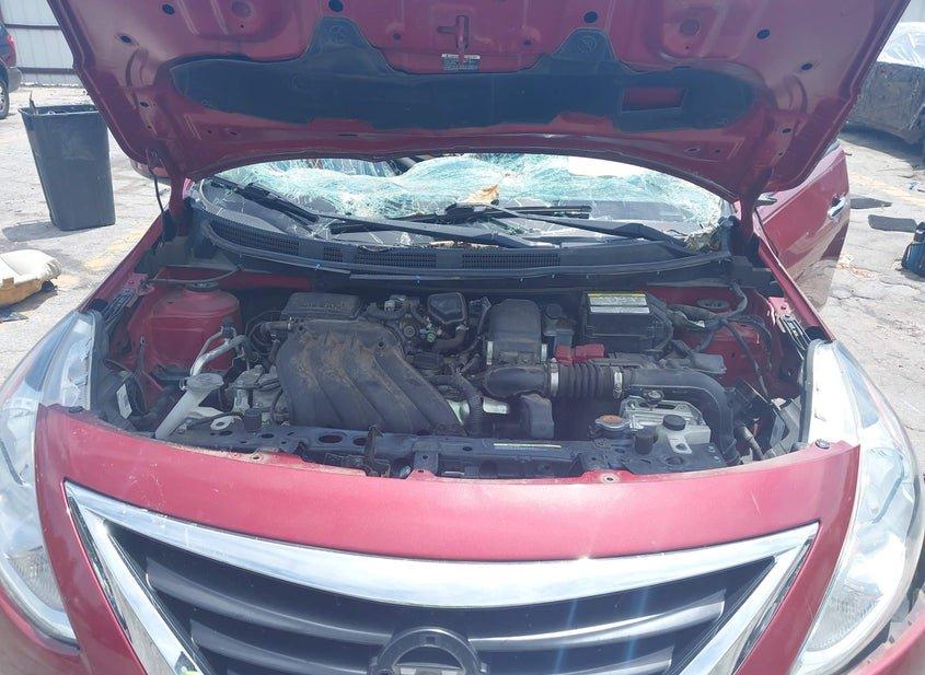 Nissan Versa