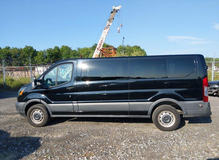 Ford Transit-350