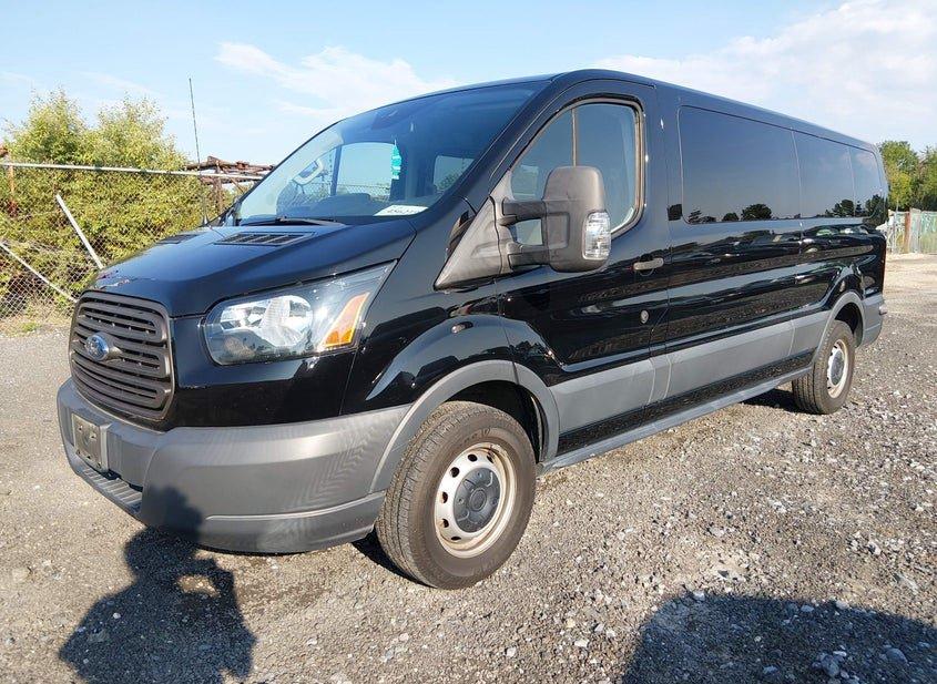 Ford Transit-350