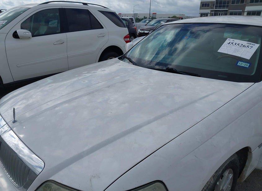 Lincoln Town Car