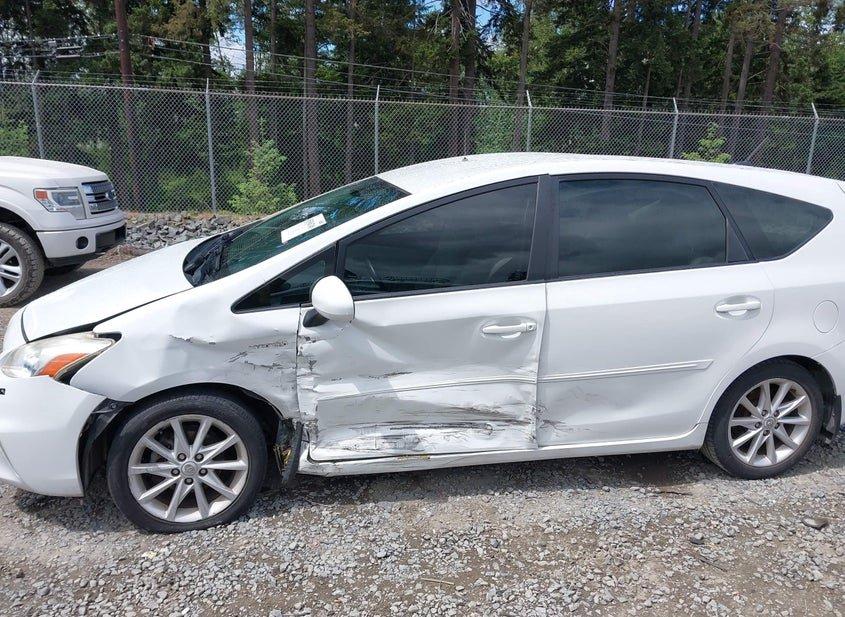 Toyota Prius V