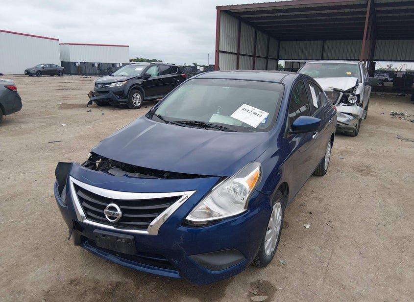 Nissan Versa