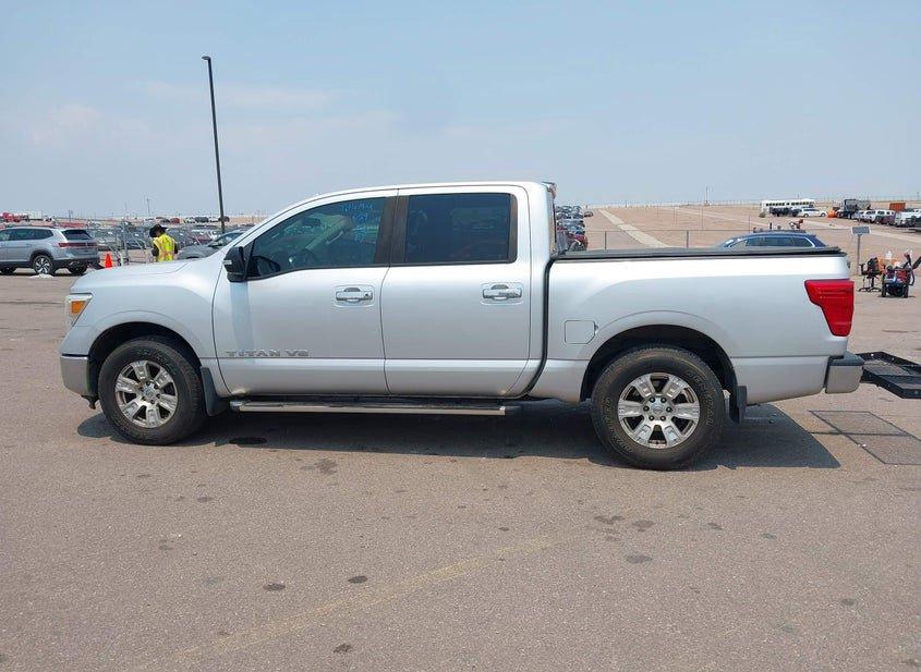 Nissan Titan