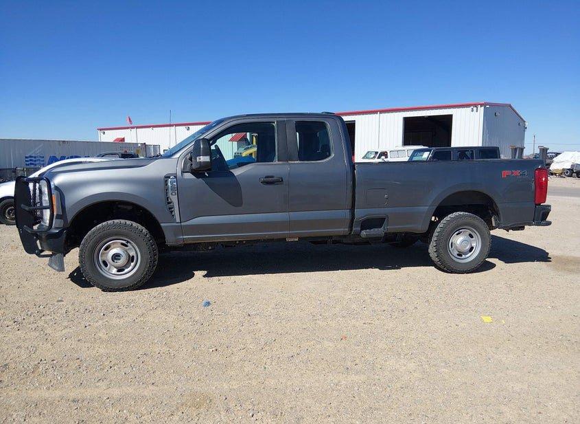 Ford F-250