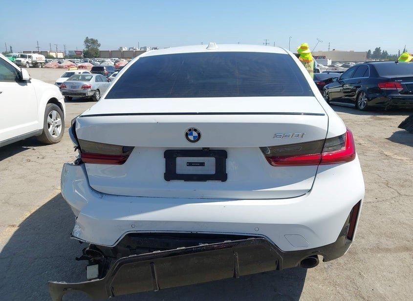 BMW 330I