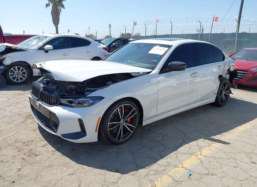 BMW 330I