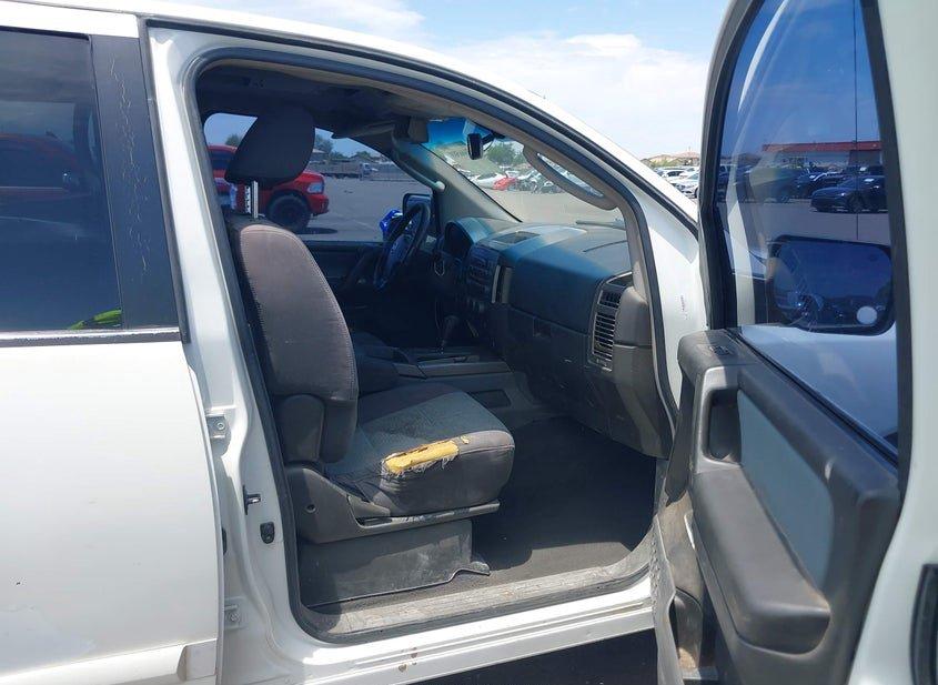 Nissan Titan