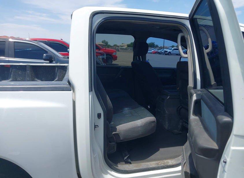 Nissan Titan