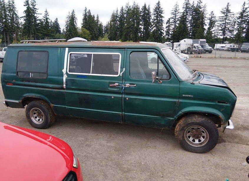 Ford Econoline Van