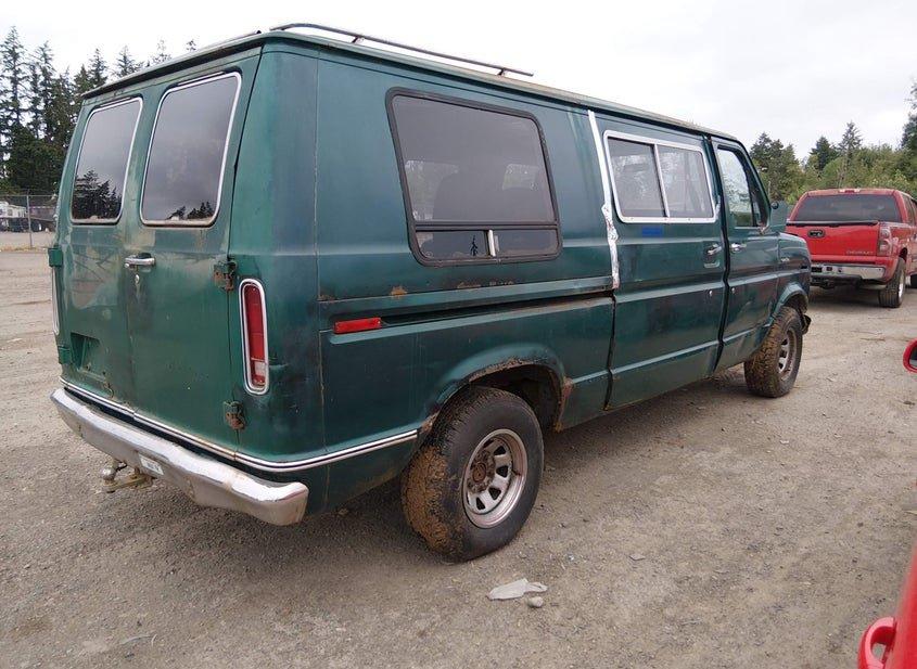 Ford Econoline Van