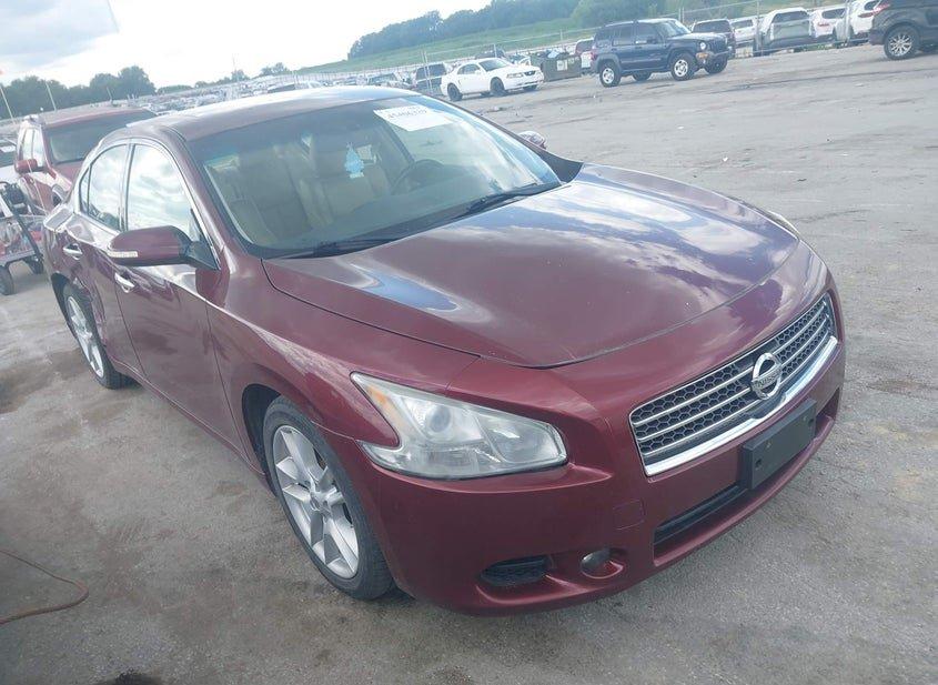 Nissan Maxima