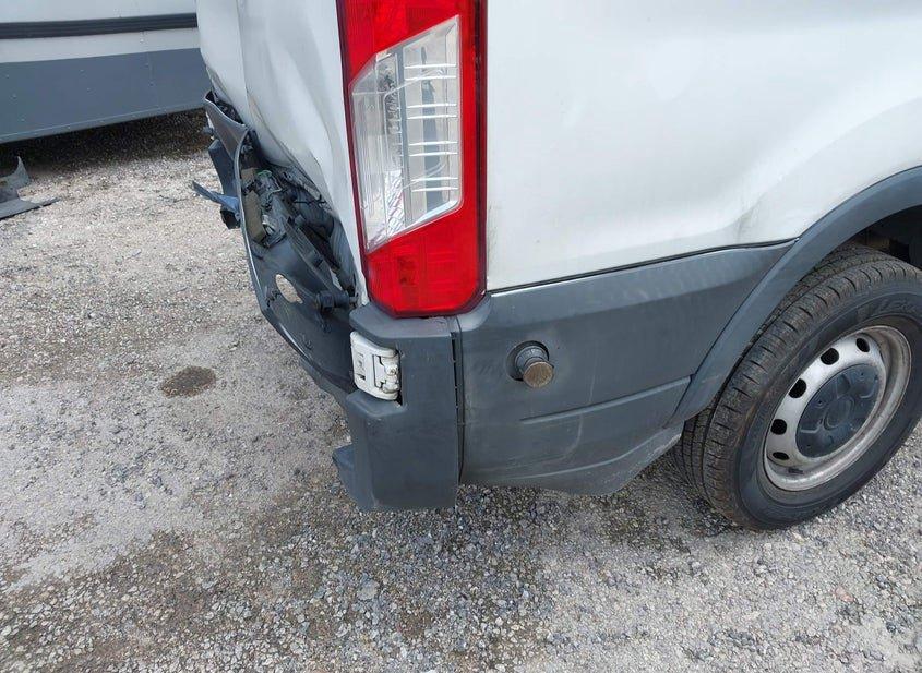 Ford Transit-250