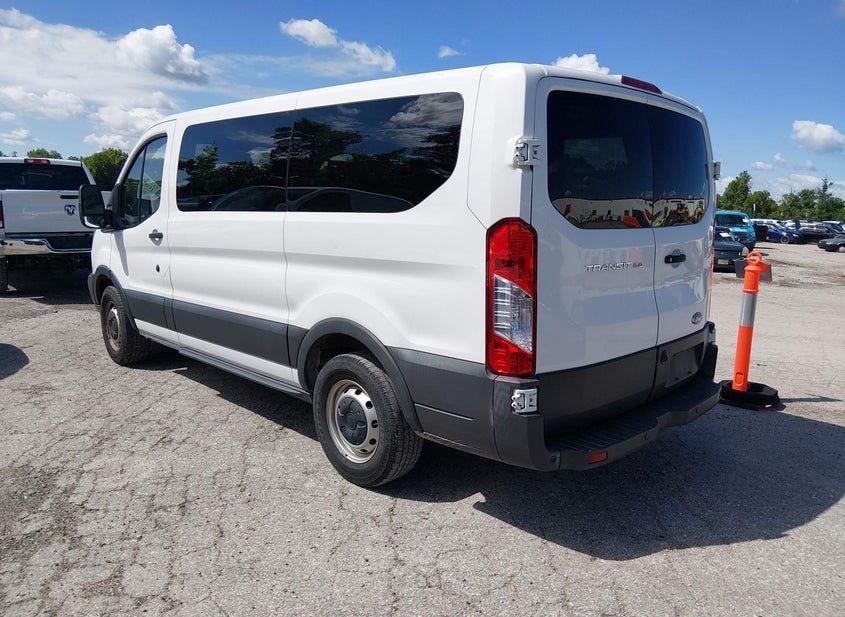 Ford Transit-150
