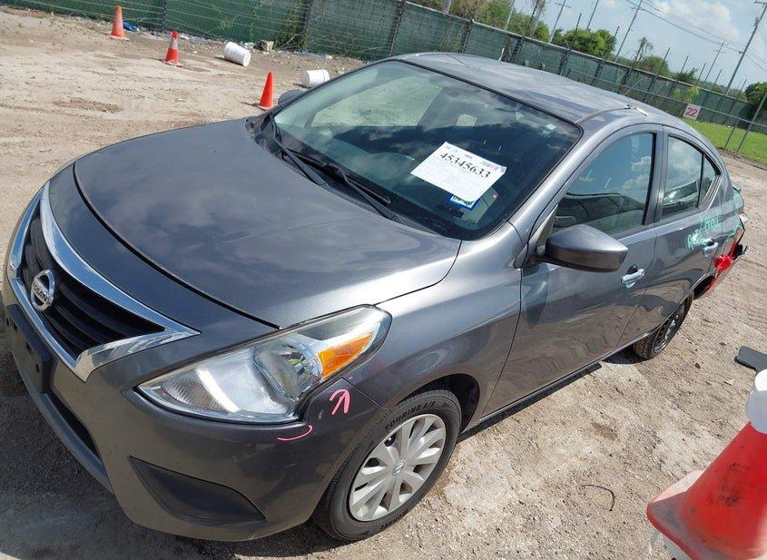 Nissan Versa