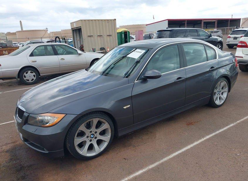BMW 330I